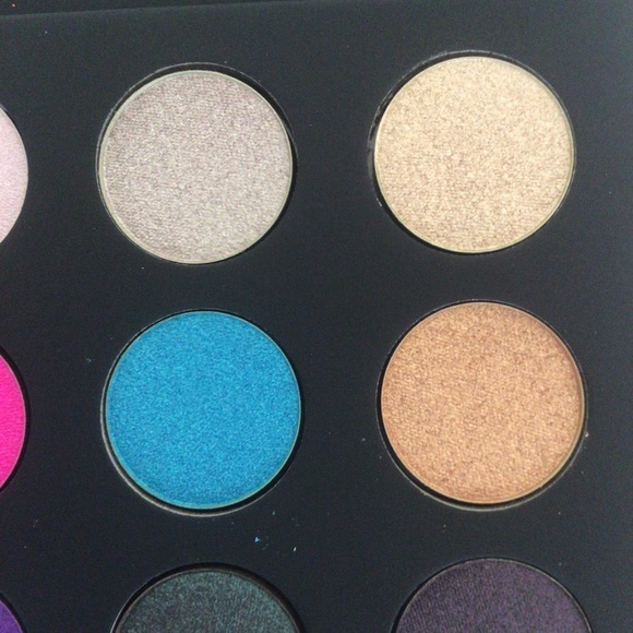MAKEUP FOREVER EYESHADOW ARTIST PALETTE 2 NWT - Picture 6 of 16